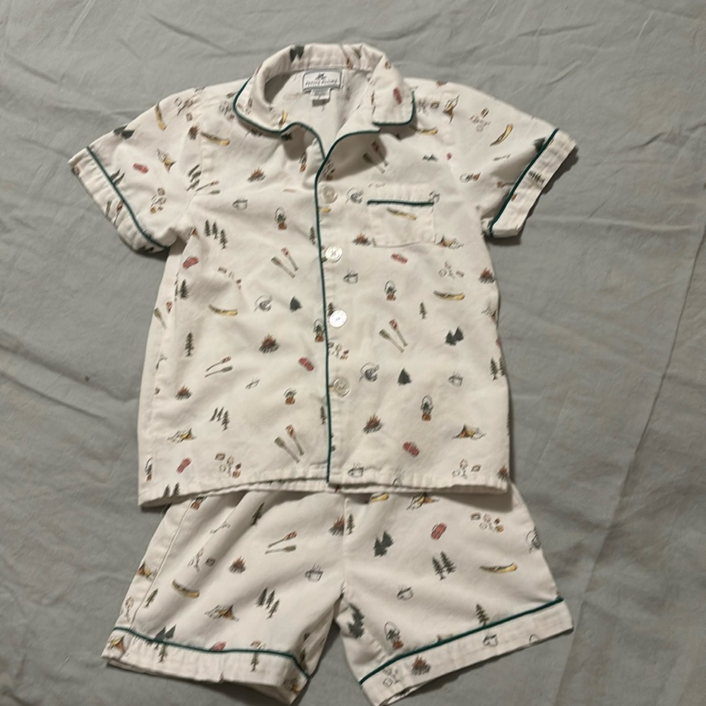 Petite Plume Pajama Set Size 5